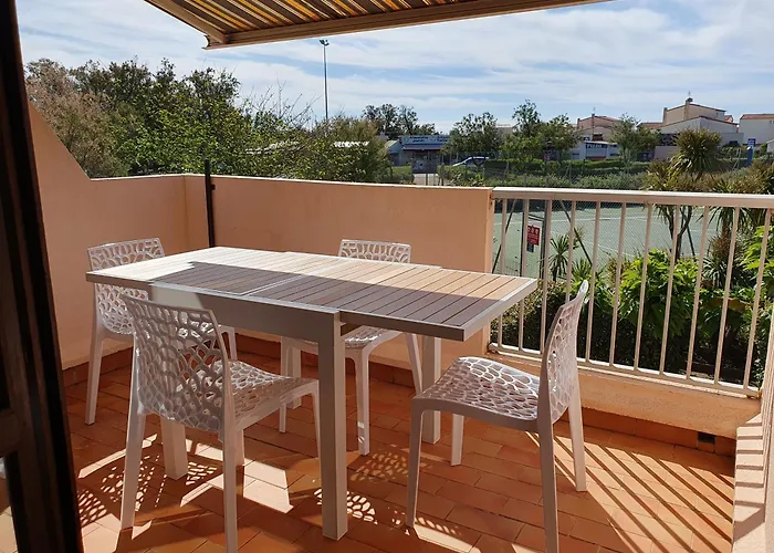 Cap D'agde - 6 Personnes * Агд